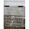 Image 2 : (3) Clear Display Cases