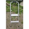 Image 1 : 46” Folding Ladder
