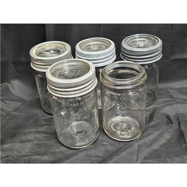 (5) Vintage Glass Mason Jars w/ (4) Glass Lids
