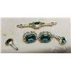 Image 4 : Vendome Gold Tone Jewelry Set (emerald green)