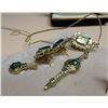 Image 5 : Vendome Gold Tone Jewelry Set (emerald green)