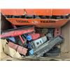 Image 3 : Box of tracks, train cars and accessories