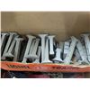 Image 5 : Box of tracks, train cars and accessories