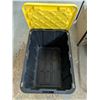 Image 2 : 102L plastic bin, "Strong Box"