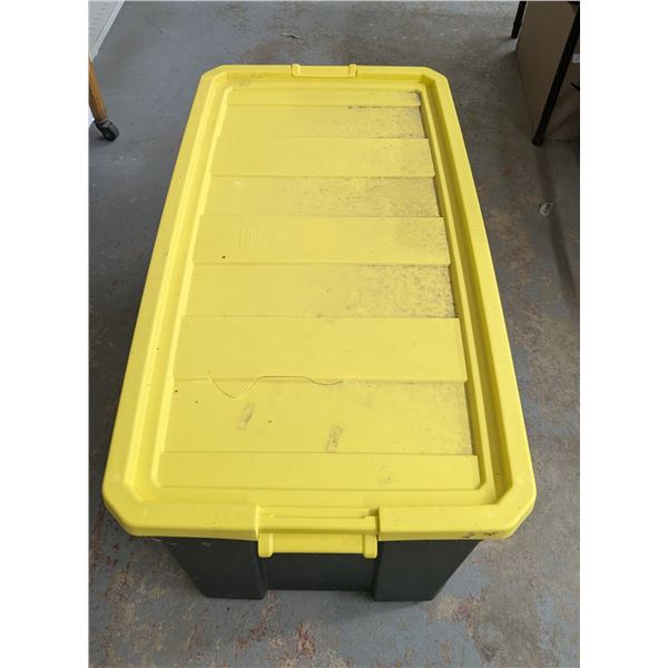 189L Sterlite bin, cracked lid