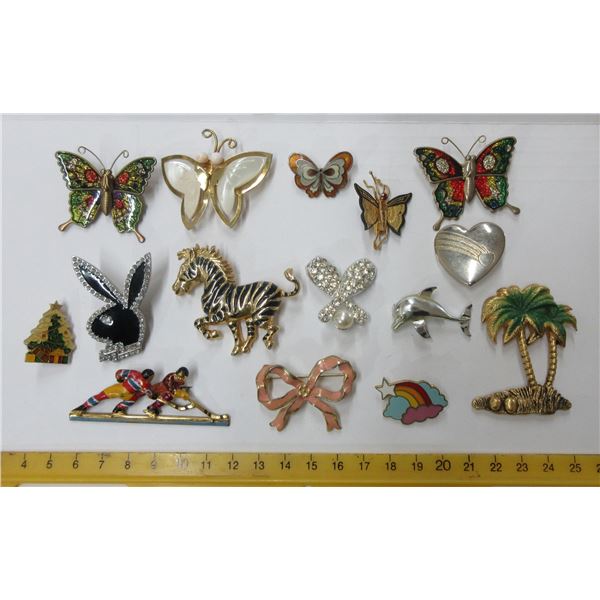Lot of Brooches