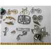 Image 8 : Lot of Brooches