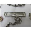 Image 9 : Lot of Brooches