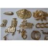 Image 2 : Lot of Brooches