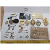 Image 6 : Lot of Brooches