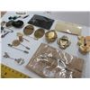 Image 7 : Lot of Brooches