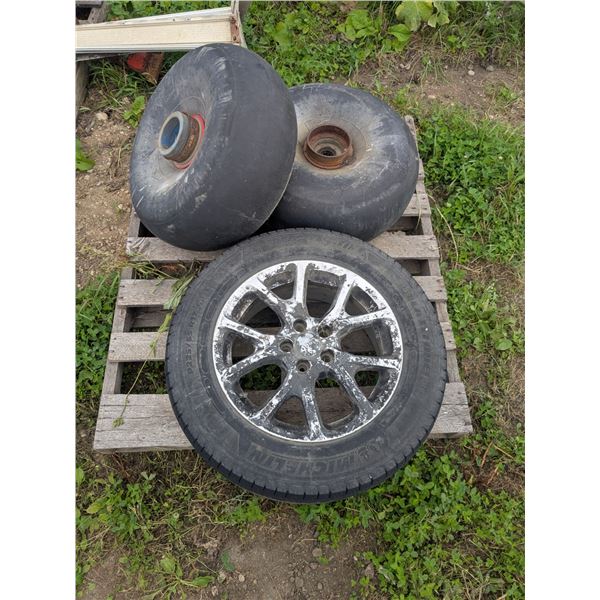 Jeep tire and rim(225/65R17), with two Goodyear airplane wheels(25x11-4)