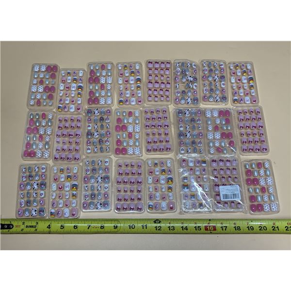 Lot of Fake Nails. (New)