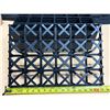 Image 4 : 10 Pack Square Nursery Pot Tray with 24 Holes, Plant Trays for Carrying Small Plant Pots. (New)