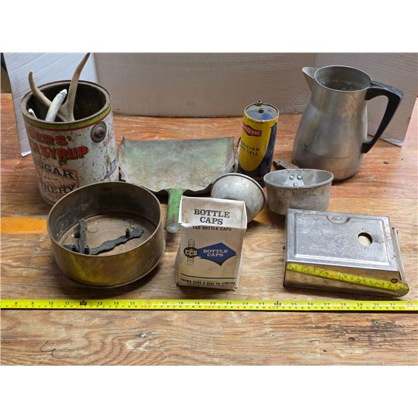Lot of various antiques, ray-o-vac battery