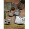 Image 4 : Lot of various antiques, ray-o-vac battery