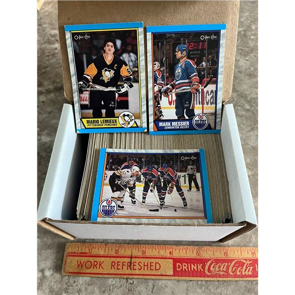 1989-90 O Pee Chee (OPC) Hockey starter set (265/330). No duplicates.