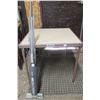 Image 1 : Vacuum and 26 3/4'' By 30 1/2'' Table