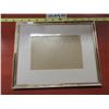 Image 2 : Picture Frames