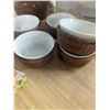 Image 4 : Kitchenware- storage jars, cups, etc. in 68L tote, no lid