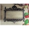 Image 5 : Wall hanging home decor, plastic and wood