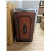 Image 2 : Vintage storage tins, missing one lid. with wood bread box