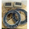 Image 1 : 2-headrest monitors, 7". With 2-14.5" fuzzy steering wheel covers