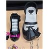 Image 4 : Pink & Black Beaded Jewelry Lot with Miniature Shoe Ring Holders