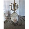 Image 2 : 2 vintage lamps with no shades-works- tested