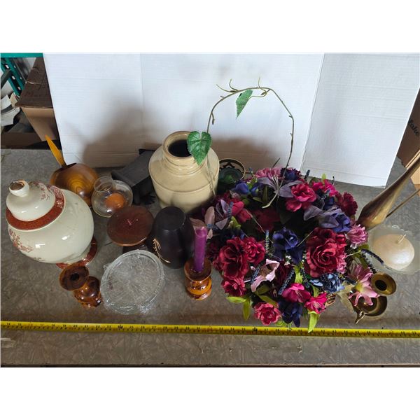 Lot of various décor items