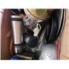 Image 3 : Box of kitchenware