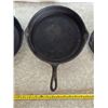 Image 3 : Cast iron pans