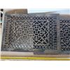 Image 2 : Various metal grates