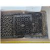 Image 3 : Various metal grates