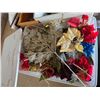 Image 2 : Lot of christmas décor items