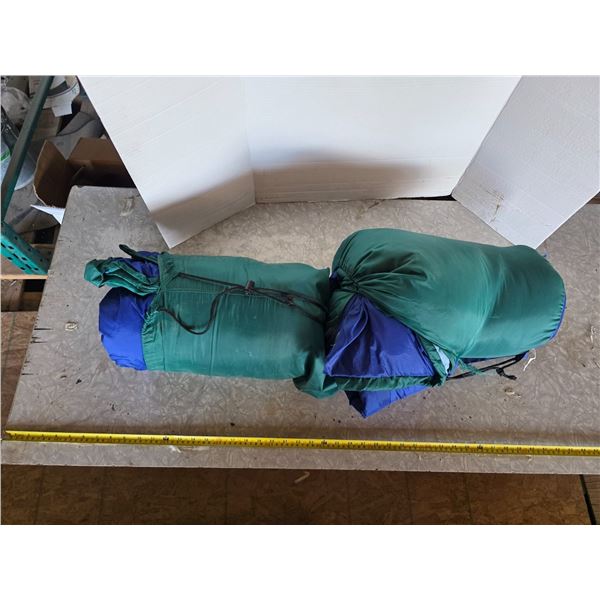 2 sleeping bags- as-is