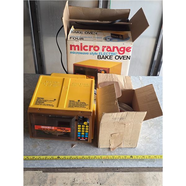 Micro range toy bake oven
