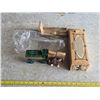 Image 1 : Vintage diecast horse and wagon coin bank