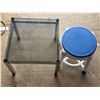 Image 1 : Small table with glass top and plastic stool