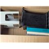 Image 3 : lot of misc items - headset