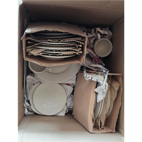 Lot of mis dishes