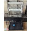 Image 1 : Pet gate and kennel- 21"H