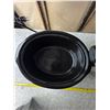 Image 4 : Crock pot and insta pot- untested