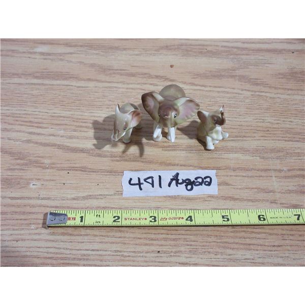 (3) Mini Elephants Figures Mother + Young