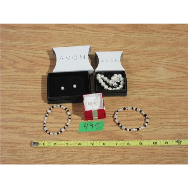 Pearl Bracelet and Earring Set