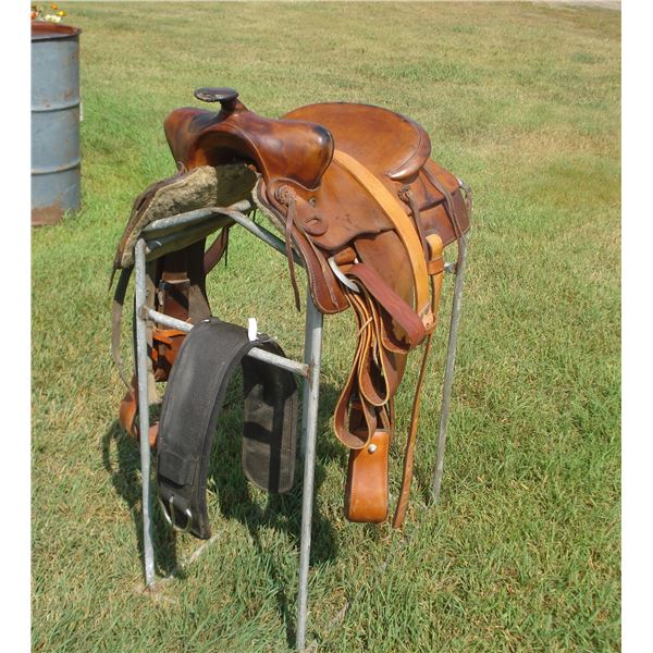 Kenway Association Western Saddle With Cinch