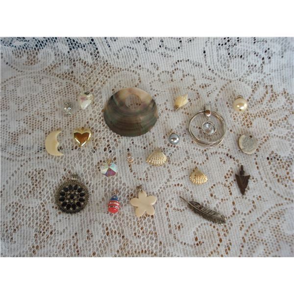 Pendant Lot