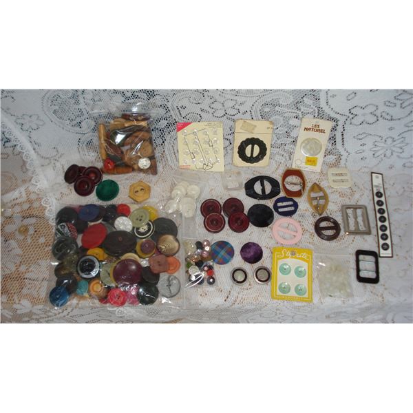 Lot Of Vintage Buttons And Buckles