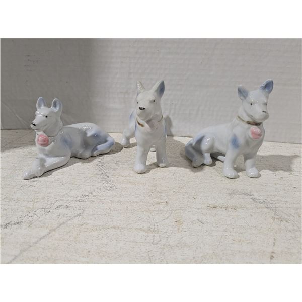 Porcelain/Ceramic Ornaments, dogs, white and blue