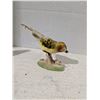 Image 2 : Porcelain/Ceramic Ornaments, birds with real feathers